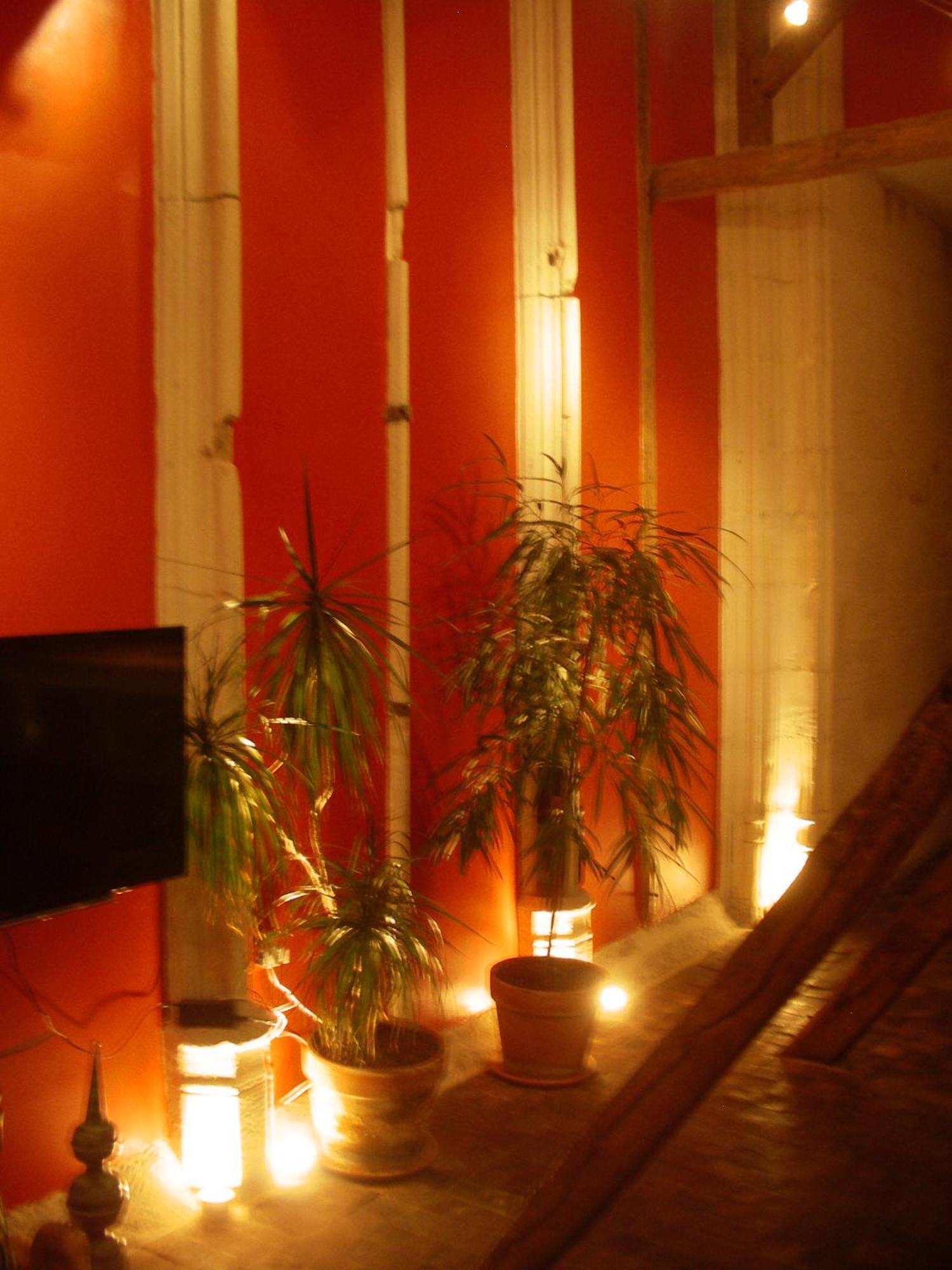 Le Refuge Des Cordeliers Apartment Laon Ruang foto