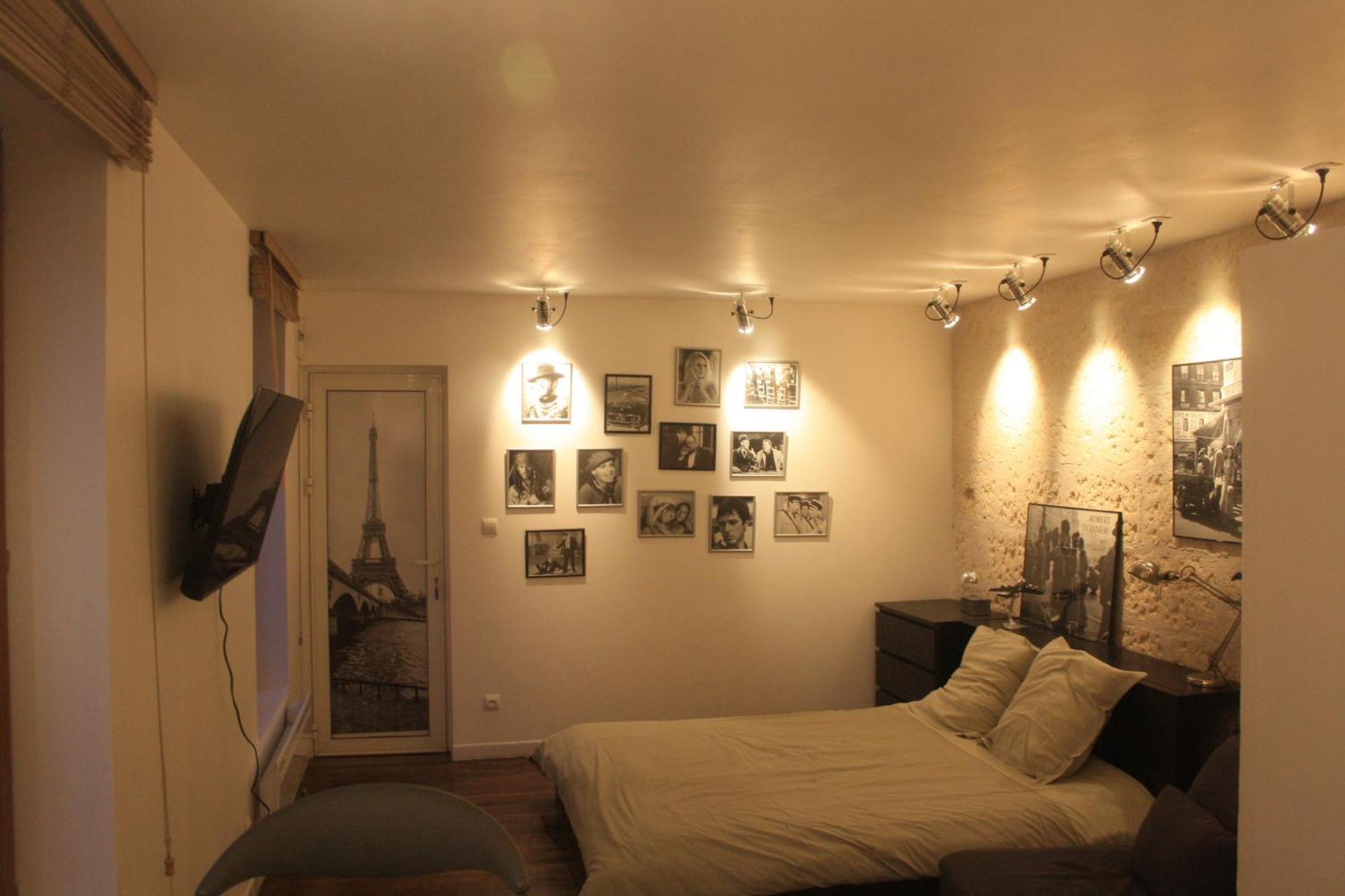 Le Refuge Des Cordeliers Apartment Laon Ruang foto
