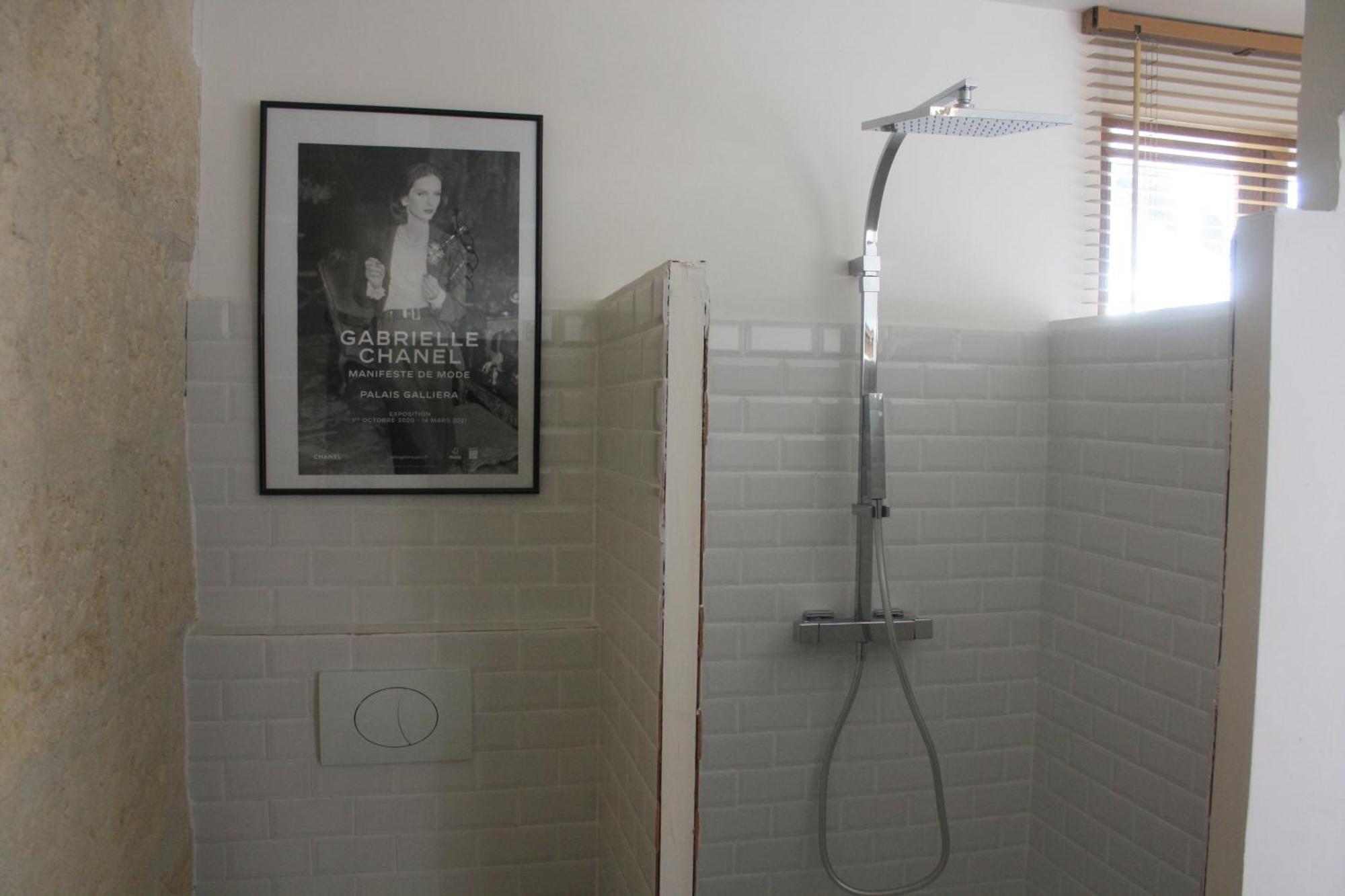 Le Refuge Des Cordeliers Apartment Laon Ruang foto