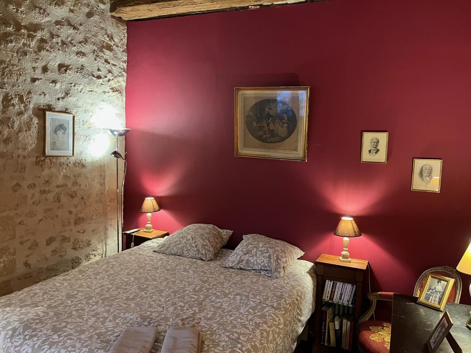 Le Refuge Des Cordeliers Apartment Laon Ruang foto