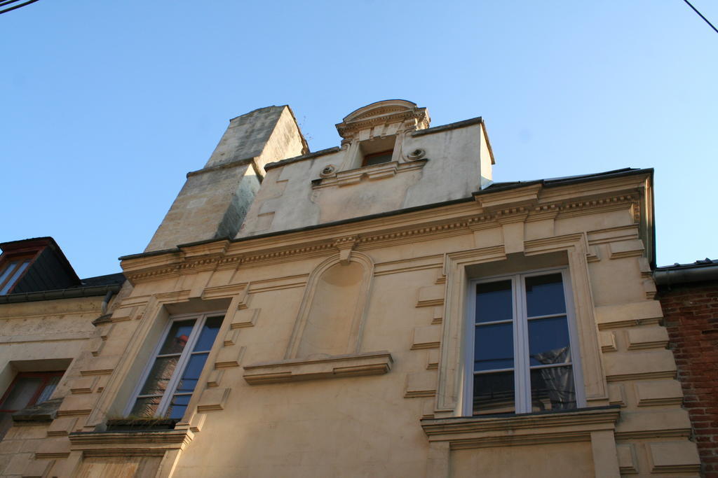 Le Refuge Des Cordeliers Apartment Laon Bagian luar foto