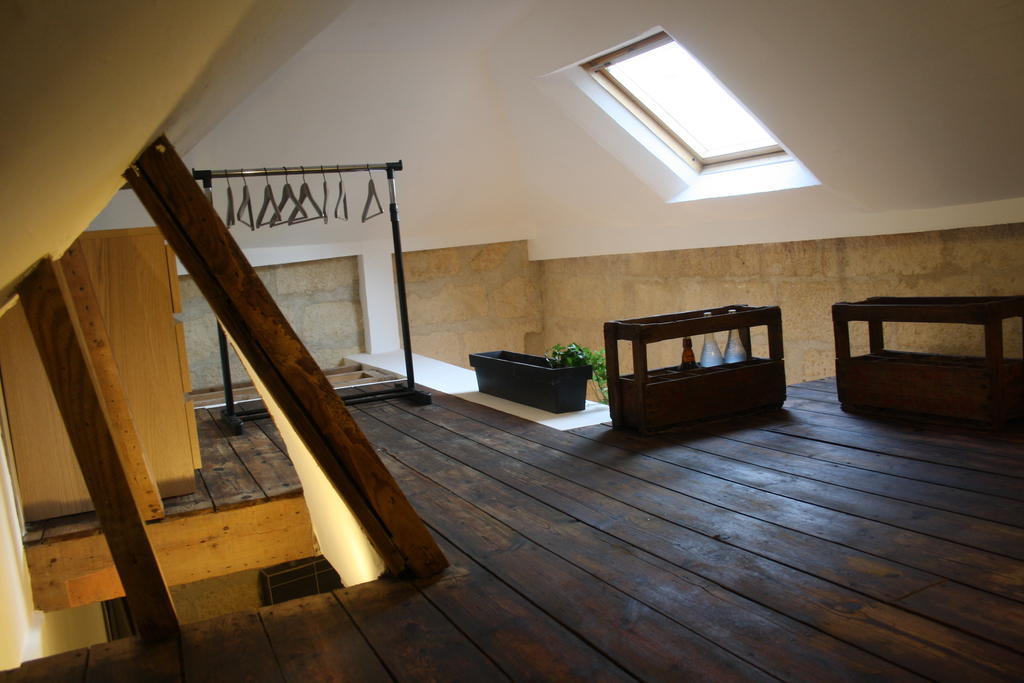 Le Refuge Des Cordeliers Apartment Laon Ruang foto
